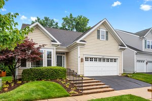 25994 Glasgow Dr, Chantilly, VA 20152, USA Photo 33