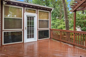 25994 Glasgow Dr, Chantilly, VA 20152, USA Photo 13