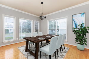 25994 Glasgow Dr, Chantilly, VA 20152, USA Photo 2