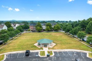 25994 Glasgow Dr, Chantilly, VA 20152, USA Photo 54