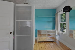  Photo 31