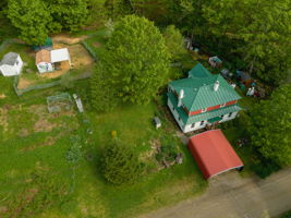  Photo 4