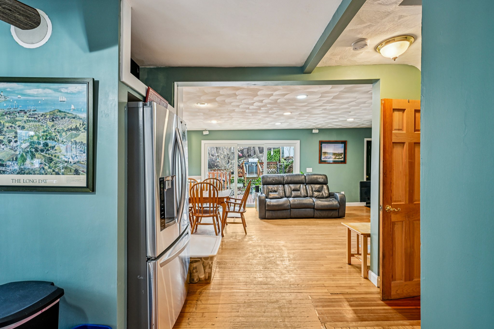 Barton Ave-S0104-005.jpg