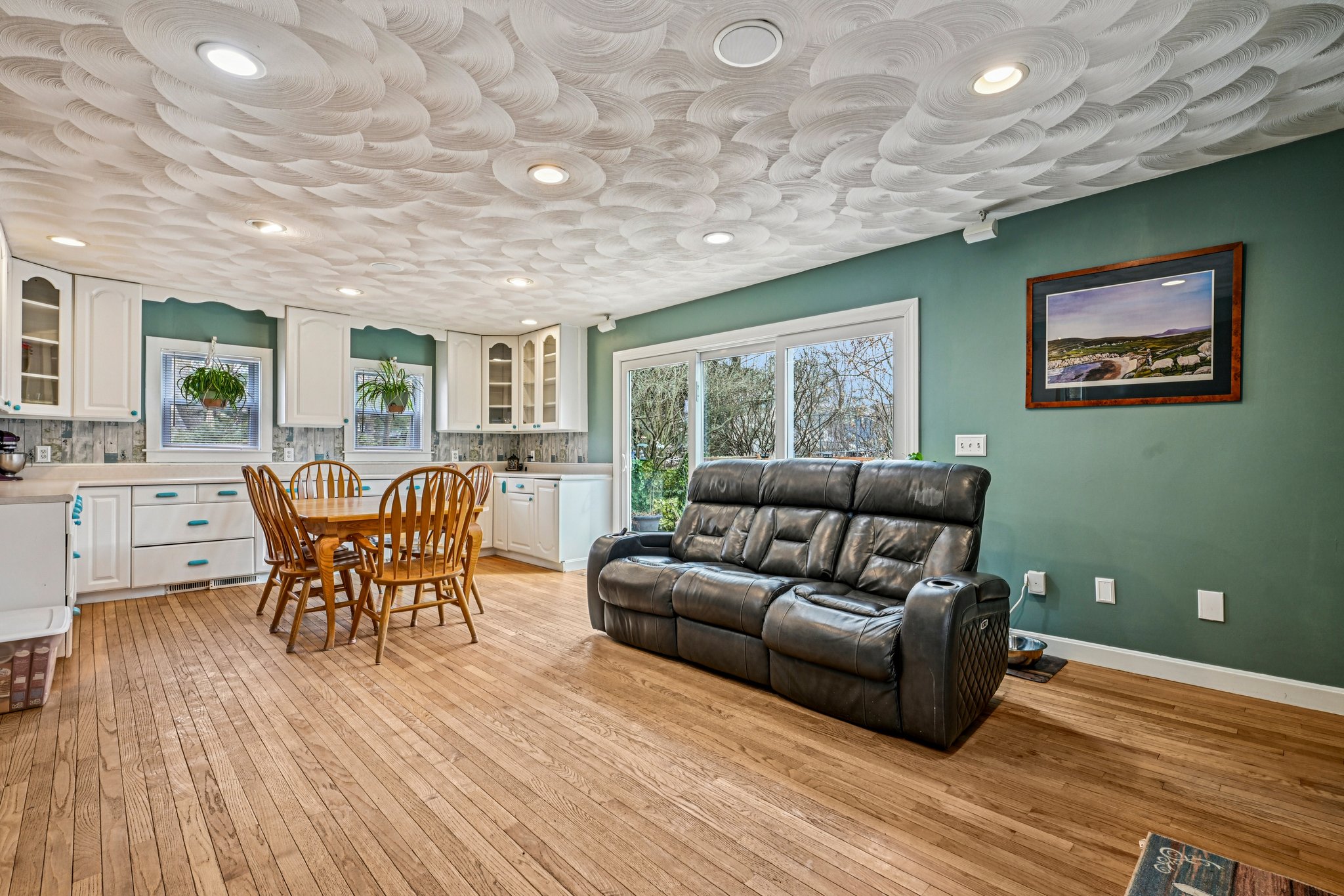 Barton Ave-S0104-011.jpg