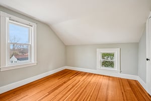 Barton Ave-S0104-034.jpg