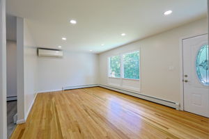 Photo 0