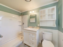  Photo 44