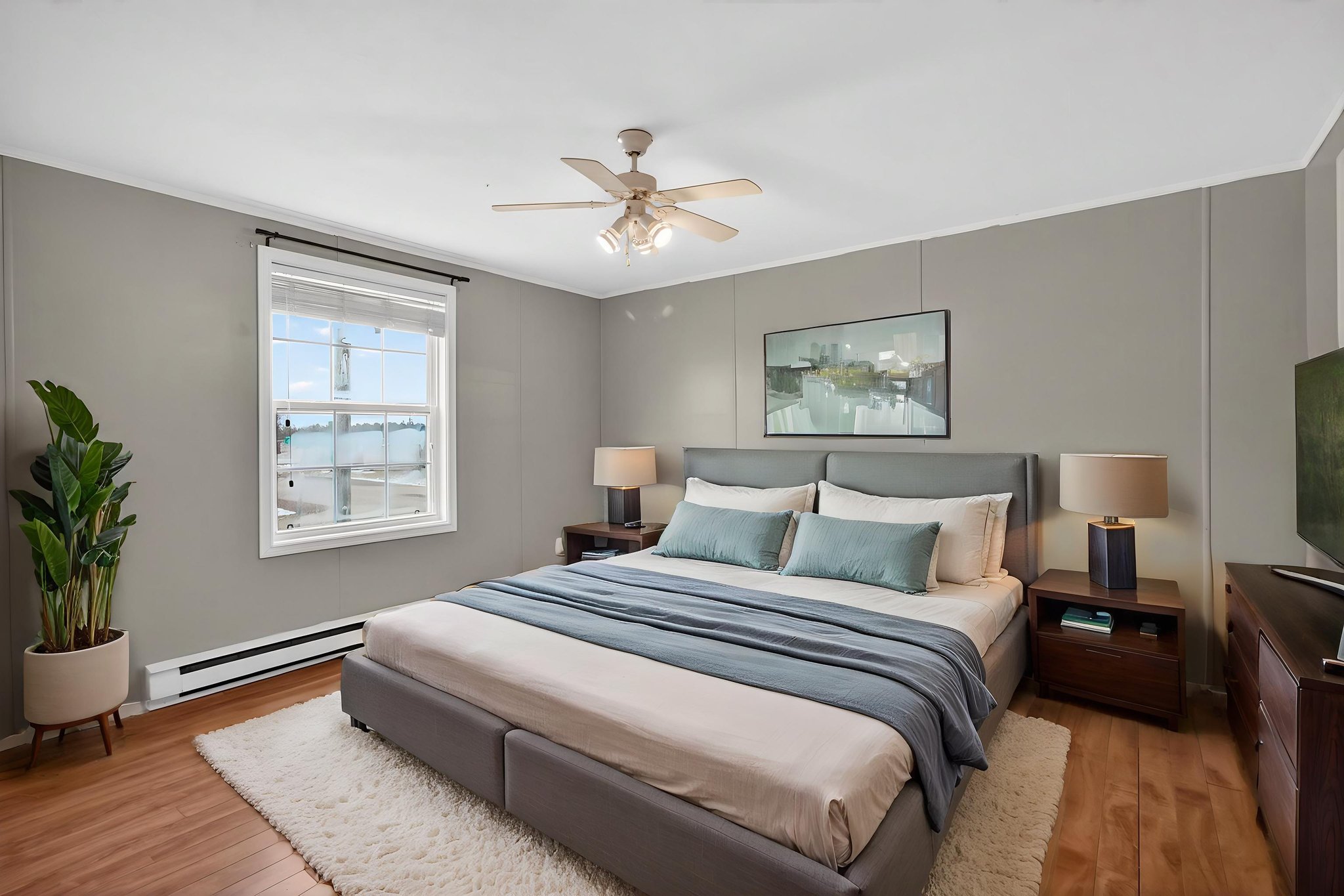 IMG_5307 virtually staged.jpeg