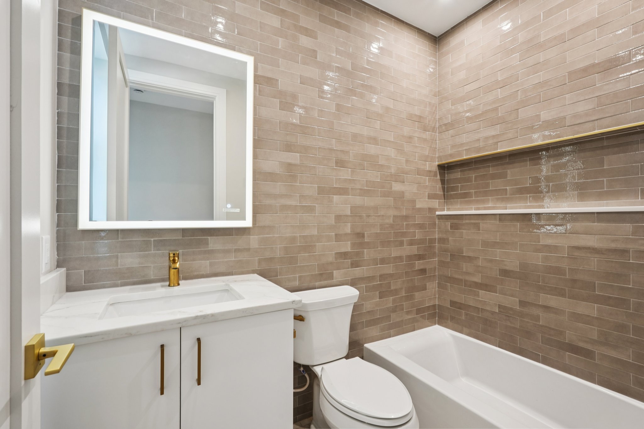 Clinton Ave-S1711-023.jpg