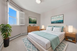 015_5W4A6257 virtually staged.jpeg