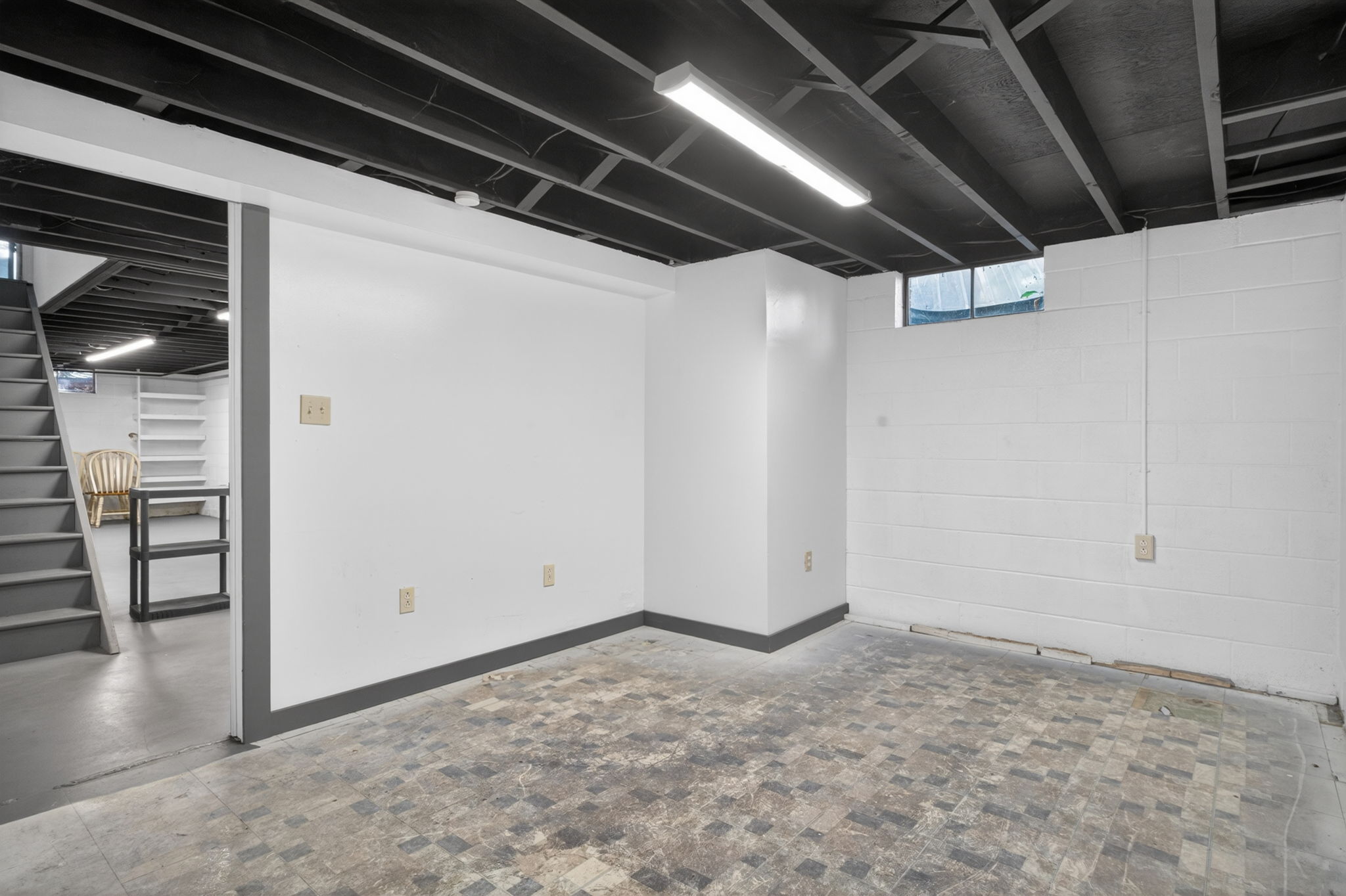 Photo 42