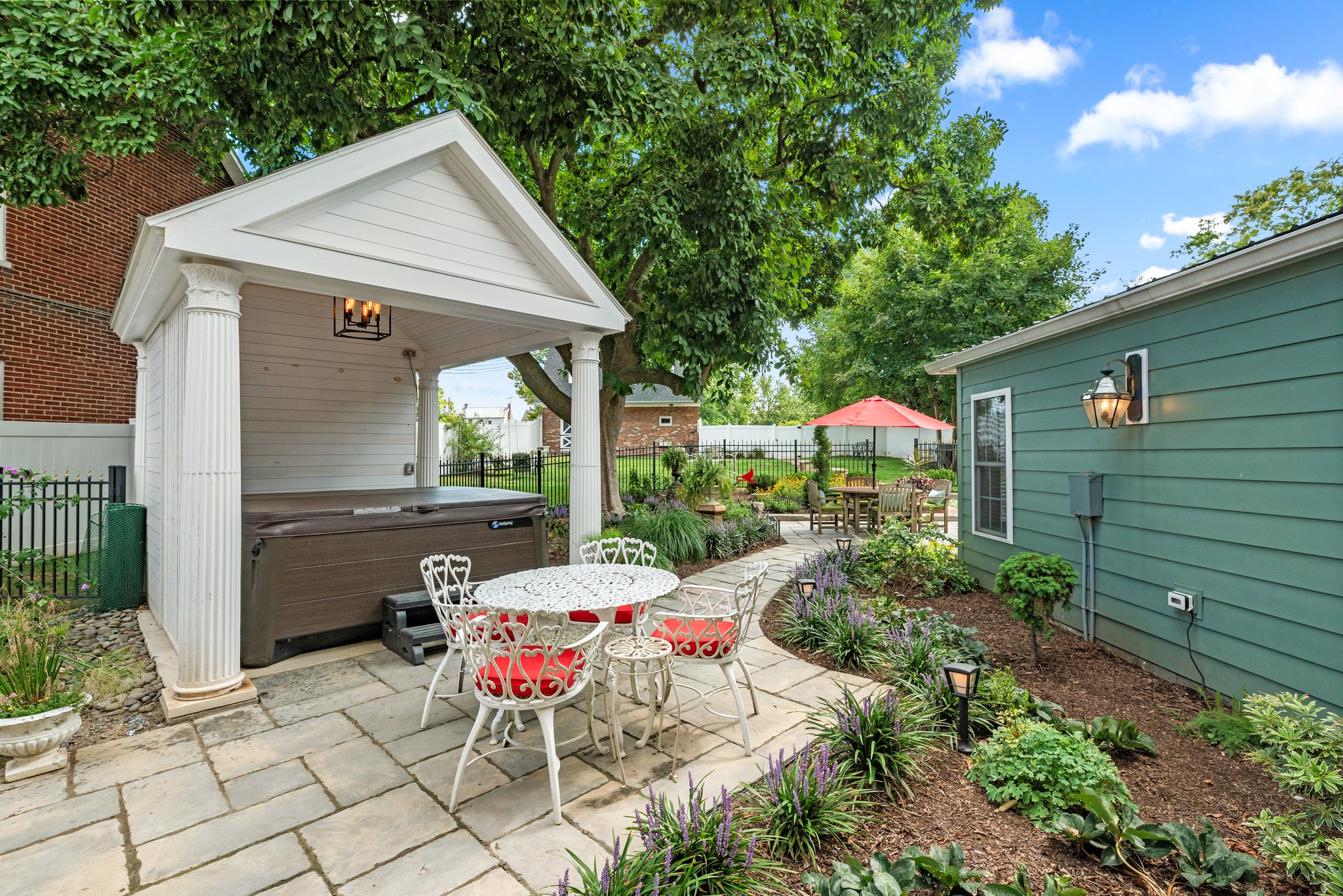 Fabulous Garden Pavilion