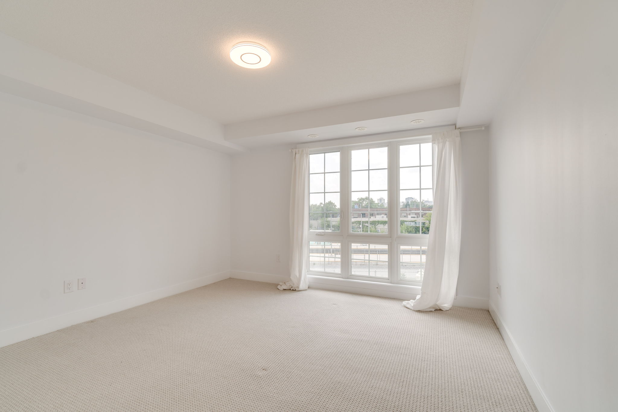 Toronto property showcase — delivered property photograph 22