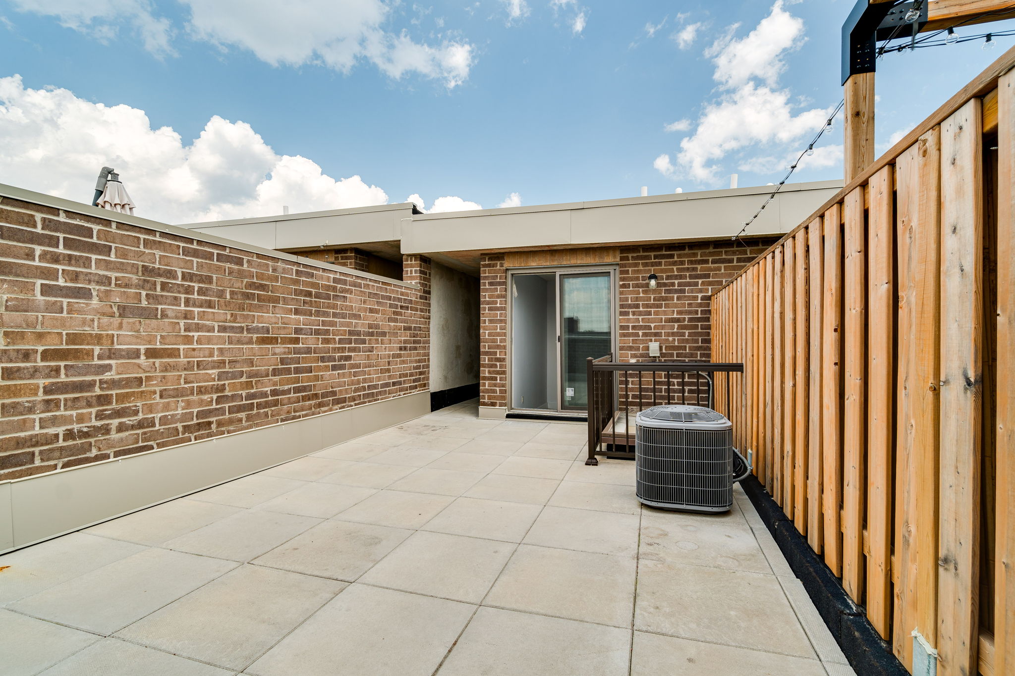 Toronto property showcase — delivered property photograph 28