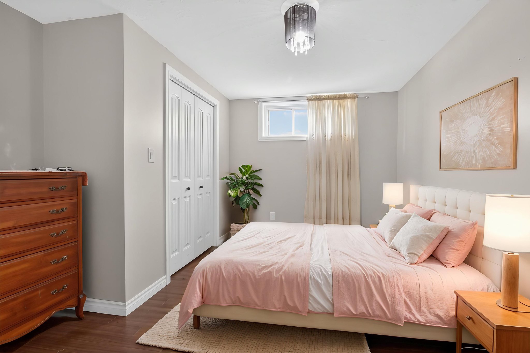 IMG_3832 virtually staged.jpeg