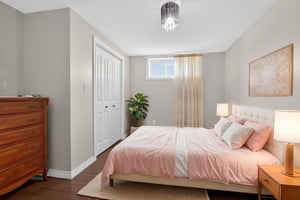 IMG_3832 virtually staged.jpeg