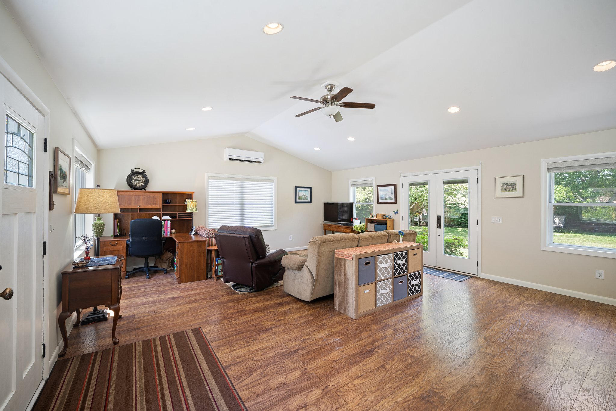 26 Griffith Dr, Riverside, RI 02915, USA Photo 12