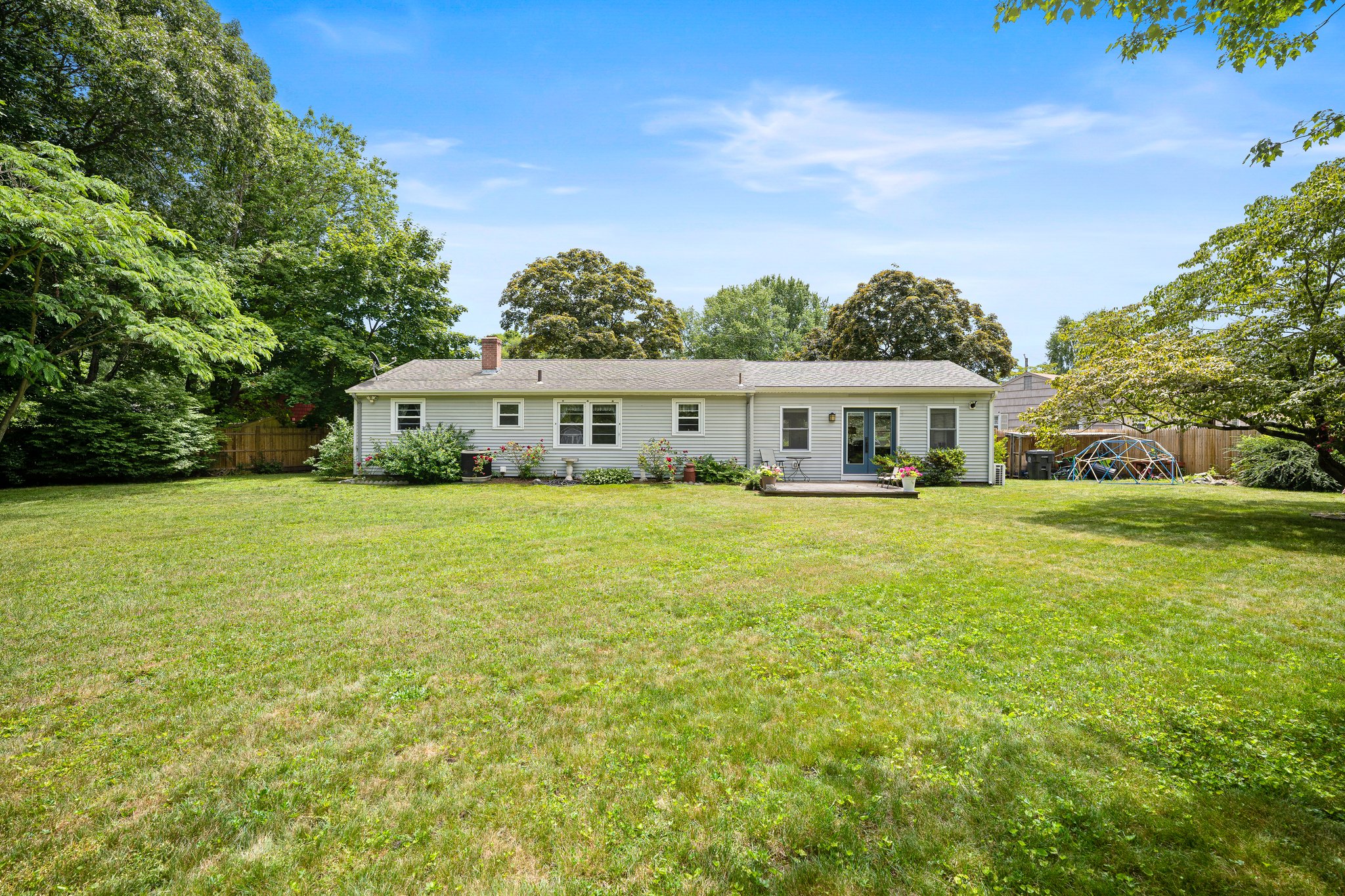 26 Griffith Dr, Riverside, RI 02915, USA Photo 11