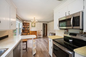 26 Griffith Dr, Riverside, RI 02915, USA Photo 22