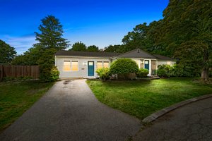26 Griffith Dr, Riverside, RI 02915, USA Photo 0