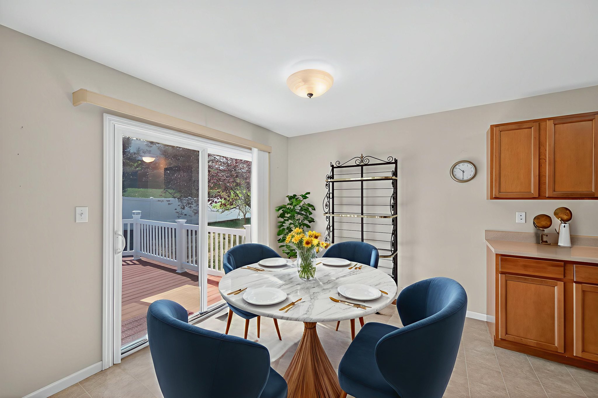 Auto Reel (1 of 1) virtually staged.jpeg