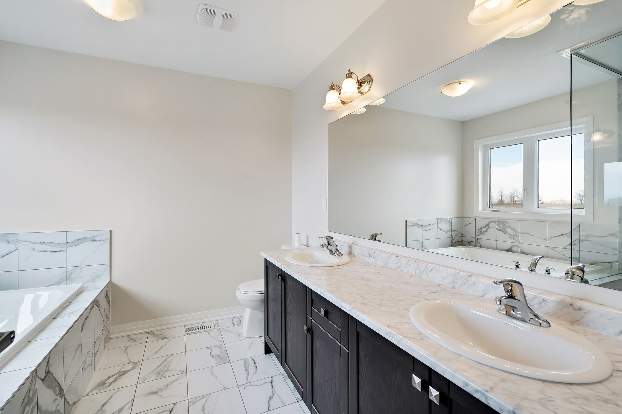  26 Jenkins St, Grand Valley, ON L9W, US Photo 35