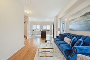  26 Jenkins St, Grand Valley, ON L9W, US Photo 11