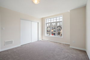  26 Jenkins St, Grand Valley, ON L9W, US Photo 42