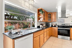 015_F8_26 Lido Cir