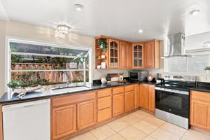 016_F8_26 Lido Cir