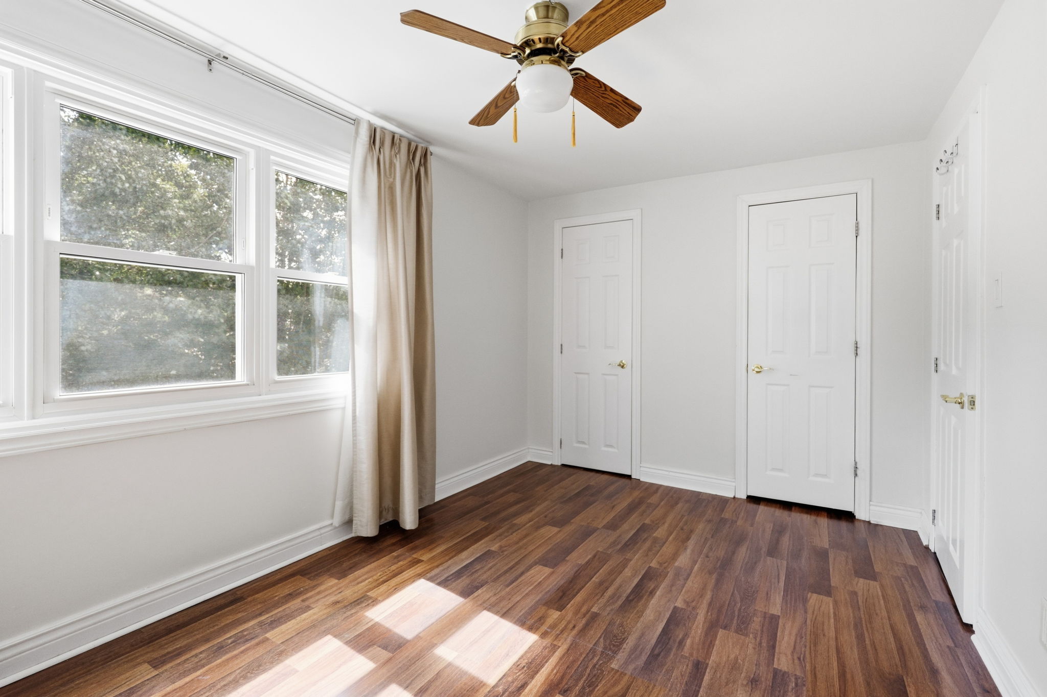 Property in Toronto — delivered property photograph 16
