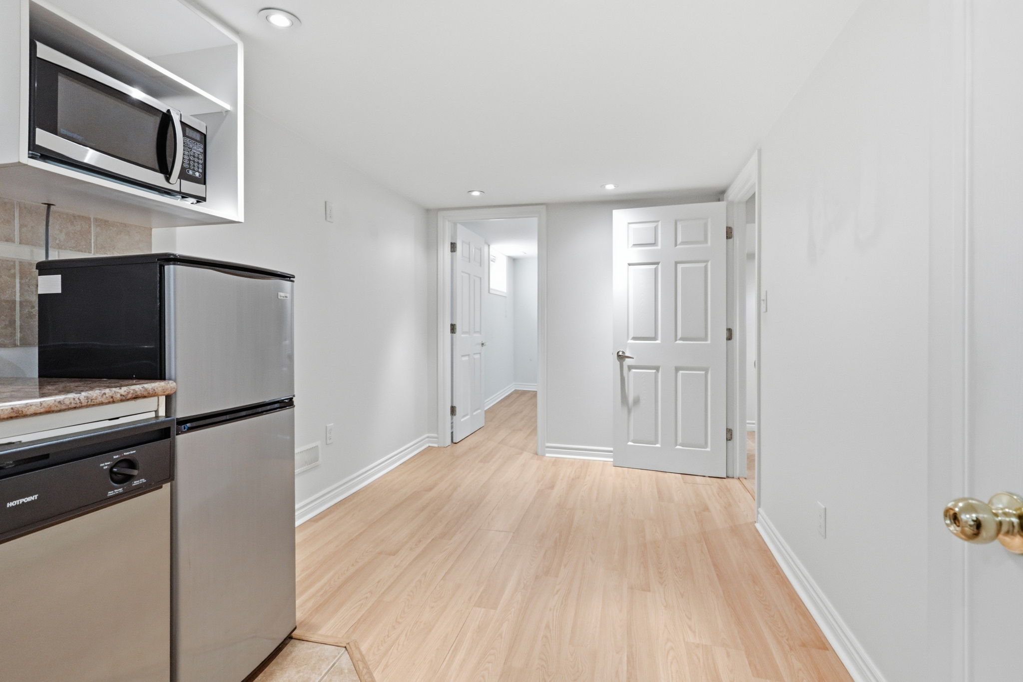Property in Toronto — delivered property photograph 25