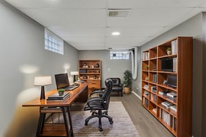 IMG_5293 virtually staged.jpeg