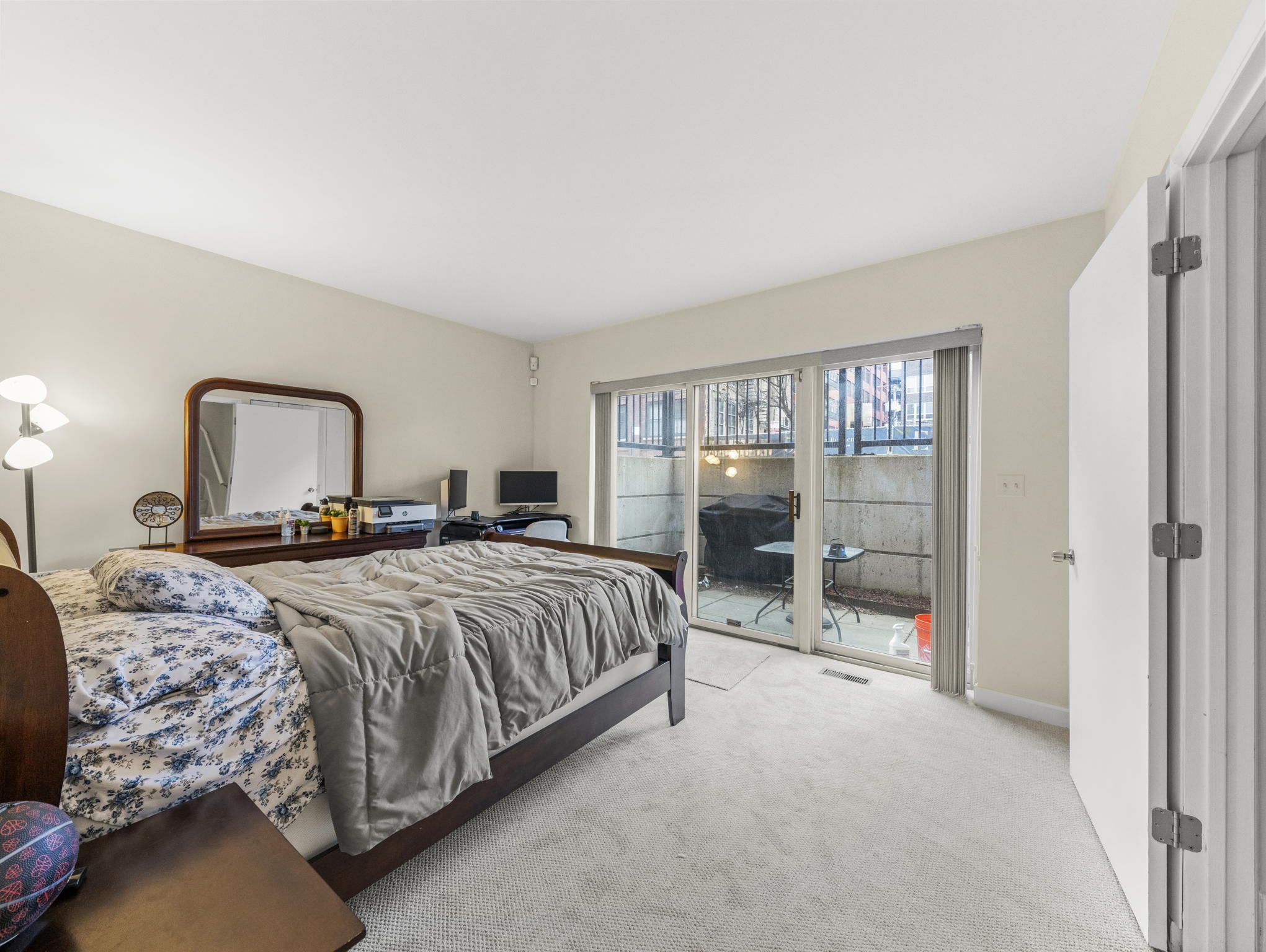 26 N May St, Chicago, IL 60607, USA Photo 15