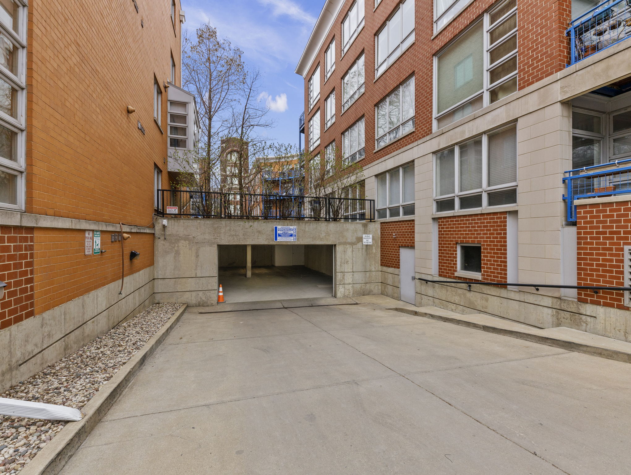 26 N May St, Chicago, IL 60607, USA Photo 27