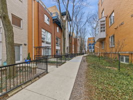 26 N May St, Chicago, IL 60607, USA Photo 20
