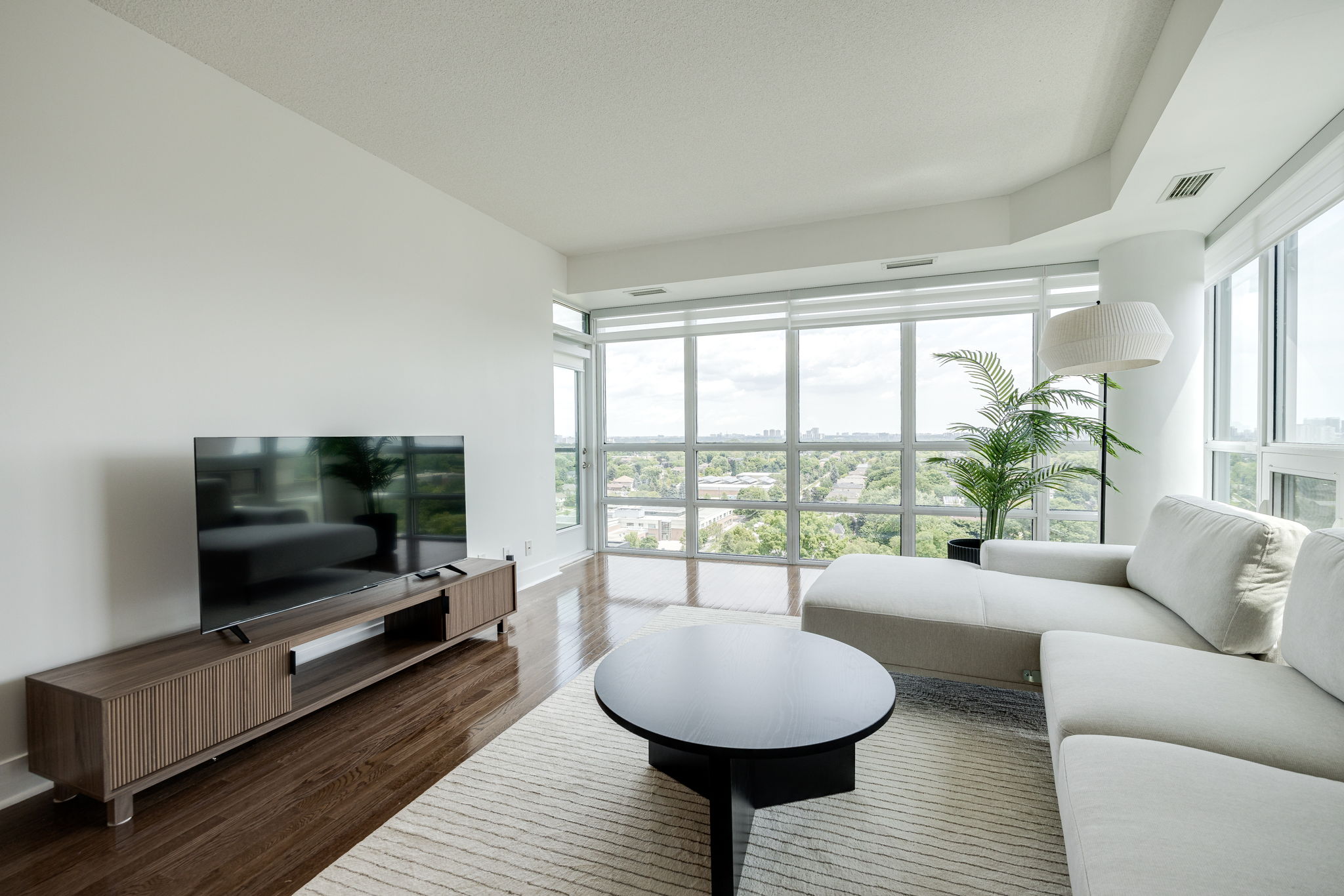 Toronto property showcase — delivered property photograph 6