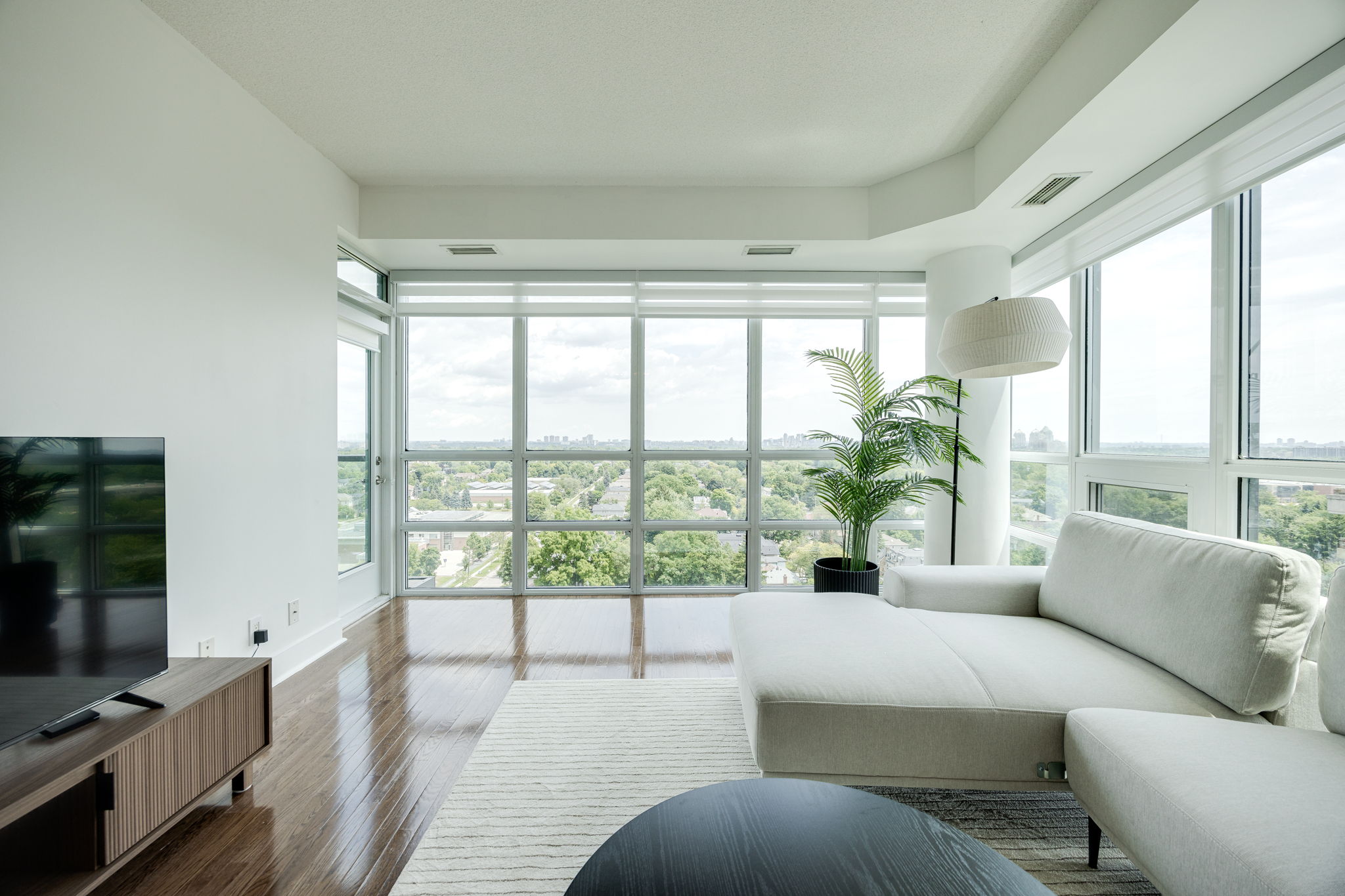 Toronto property showcase — delivered property photograph 7