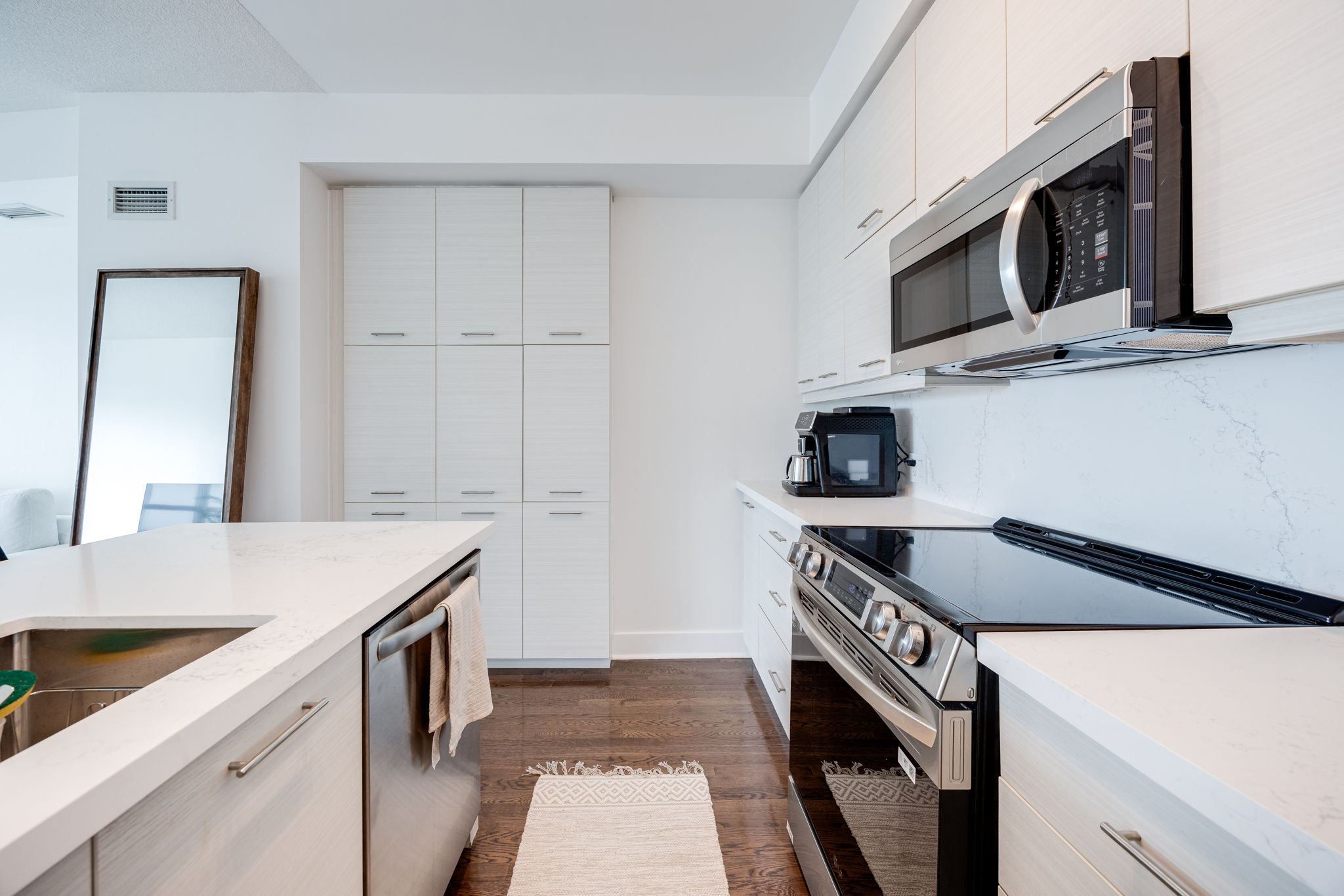 Toronto property showcase — delivered property photograph 13