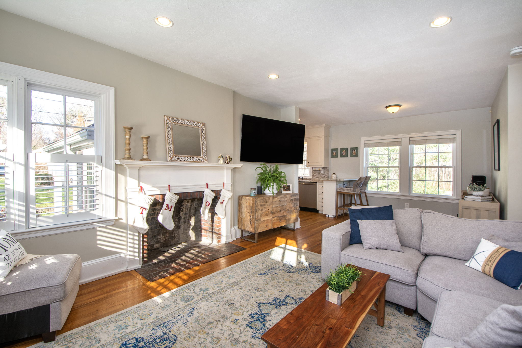 26 Old Oaken Bucket Rd, Scituate, MA 02066 Tom Sheehan Photography