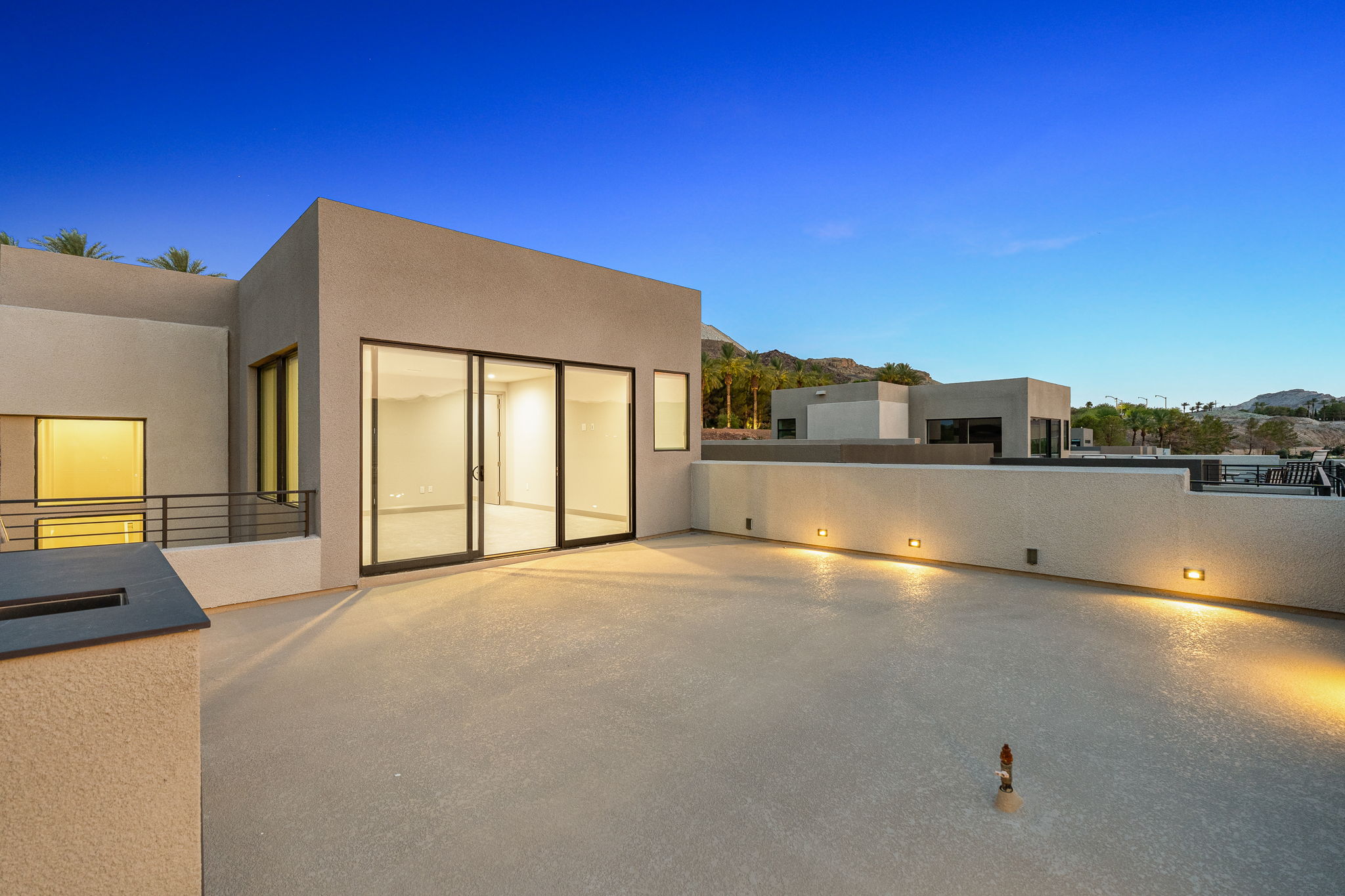  Photo 116