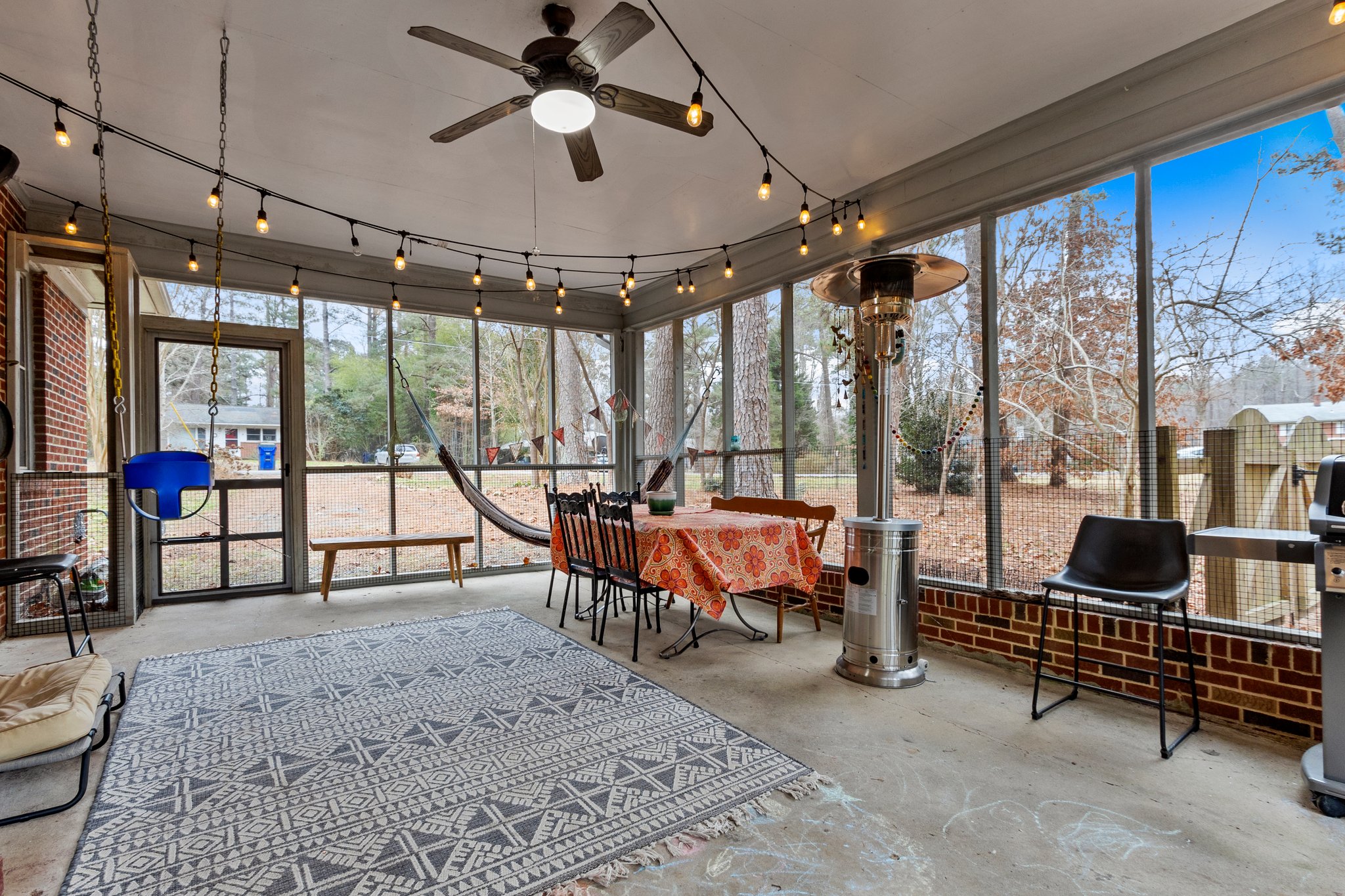 26 S Circle Dr, Chapel Hill, NC 27516, USA Photo 23