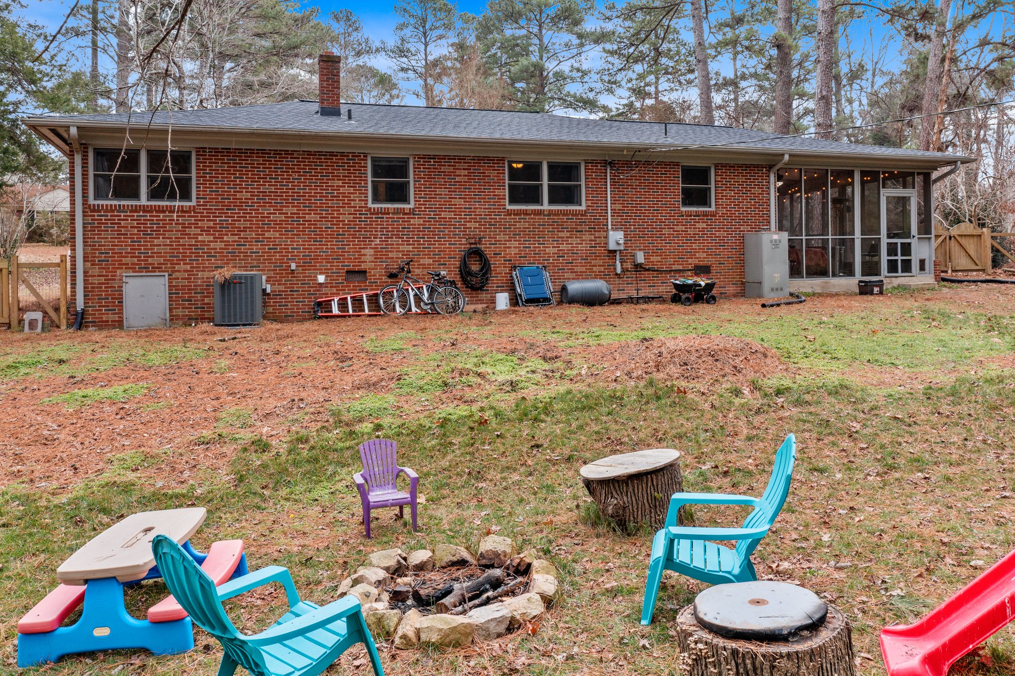 26 S Circle Dr, Chapel Hill, NC 27516, USA Photo 30