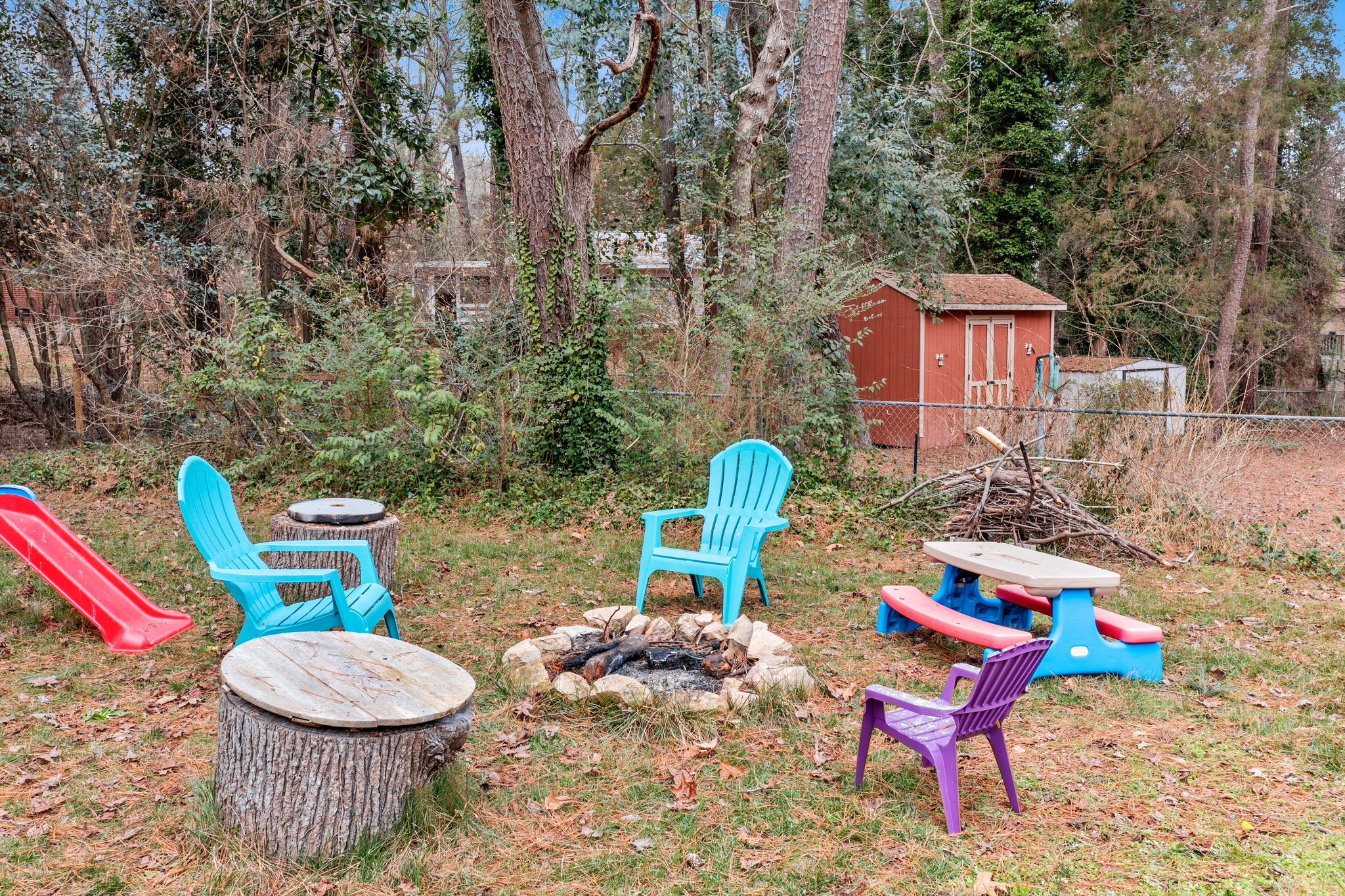 26 S Circle Dr, Chapel Hill, NC 27516, USA Photo 29