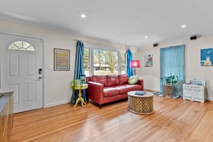 26 S Circle Dr, Chapel Hill, NC 27516, USA Photo 12