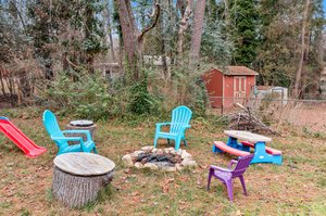 26 S Circle Dr, Chapel Hill, NC 27516, USA Photo 28