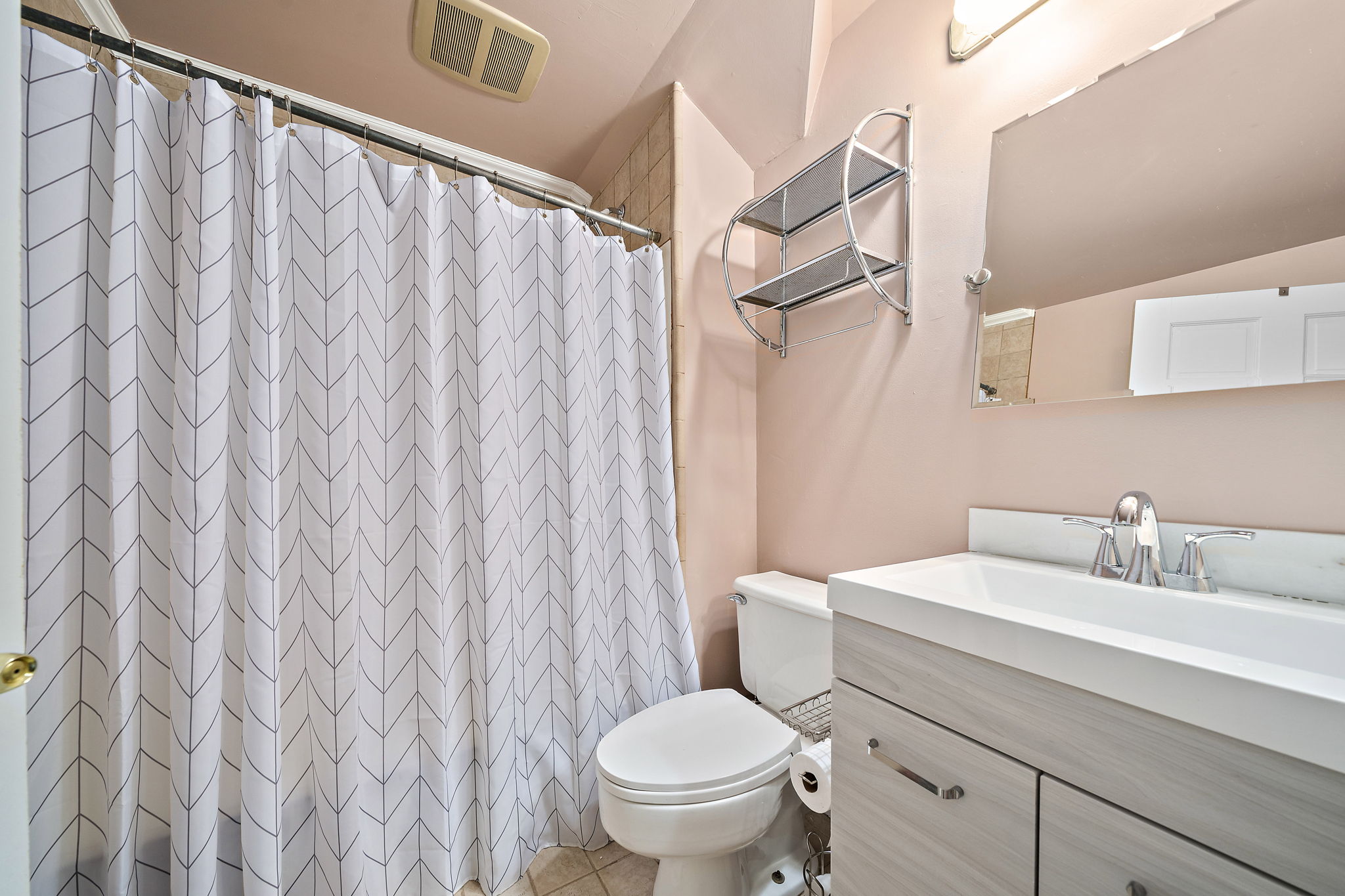  26 School St 207, Hull, MA 02045, US Photo 11