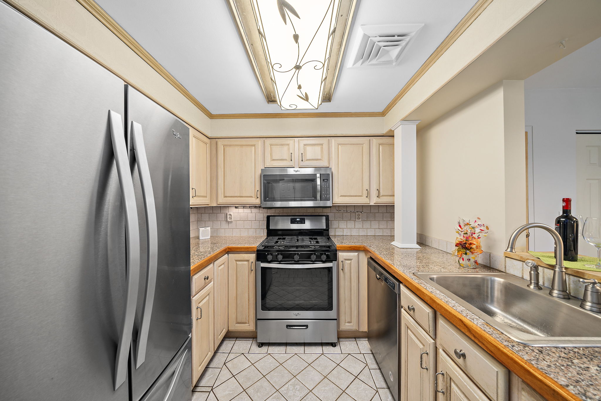  26 School St 207, Hull, MA 02045, US Photo 8