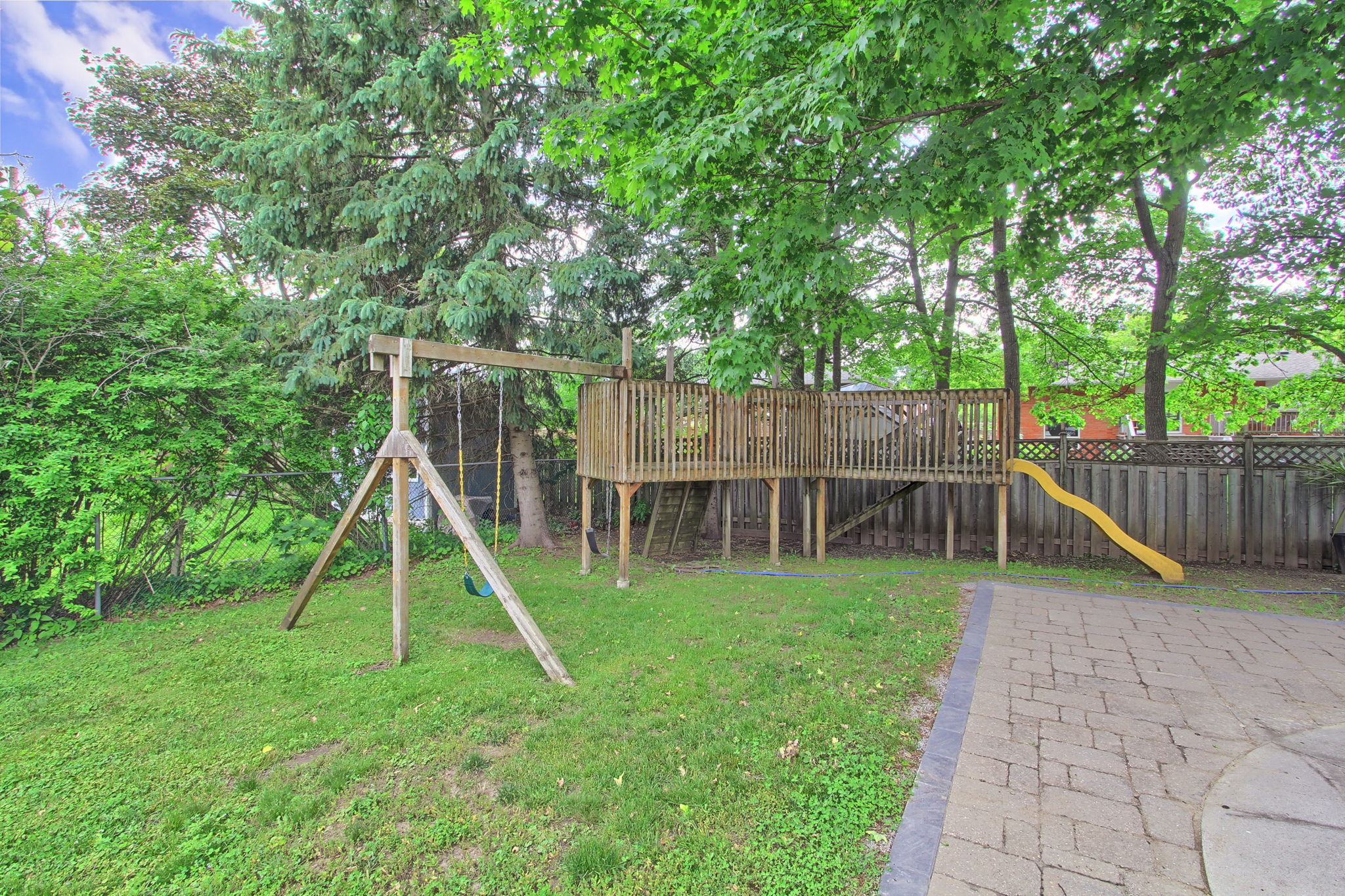  Photo 48