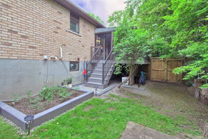 Photo 49